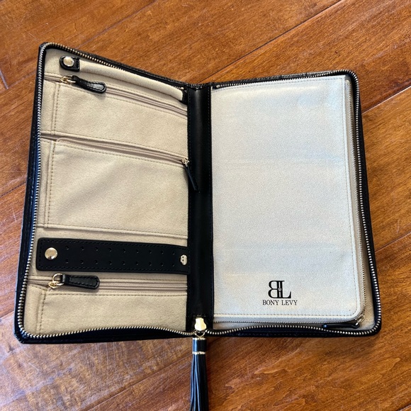 Refined leather Bony Levy jewelry travel case - Picture 2 of 5